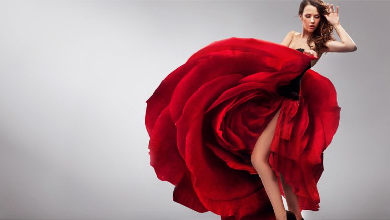 Cum sa porti o rochie rosie si sa arati grozav